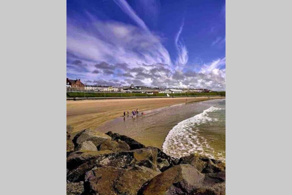 The Loft , Portrush Apartment Ngoại thất bức ảnh